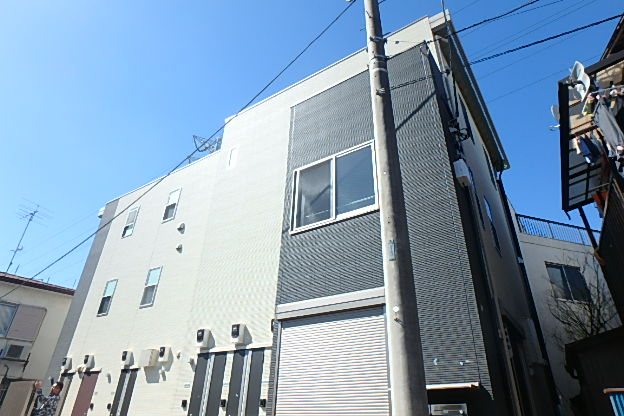 ソレイユ西新井  外観