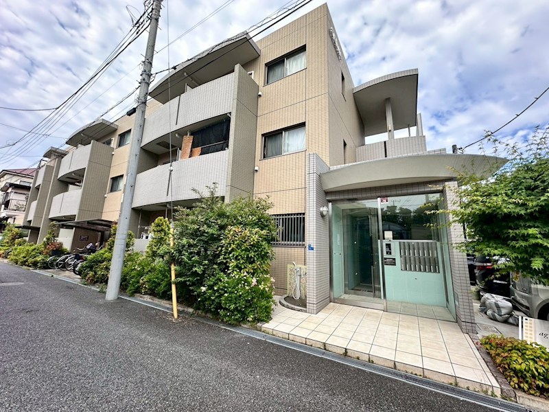アグレアーブル  外観