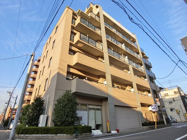 ラ・ポーム 外観