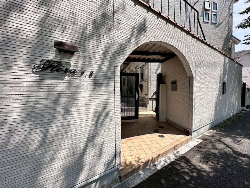 フローラ２ 外観