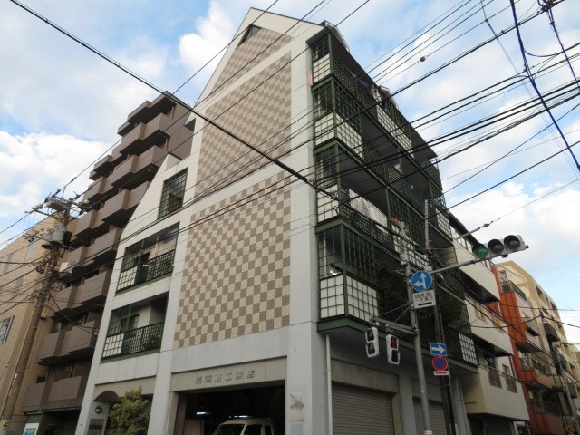 フォーパール 外観