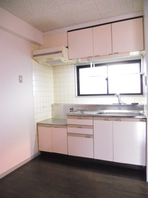 グランドール川秋 キッチン