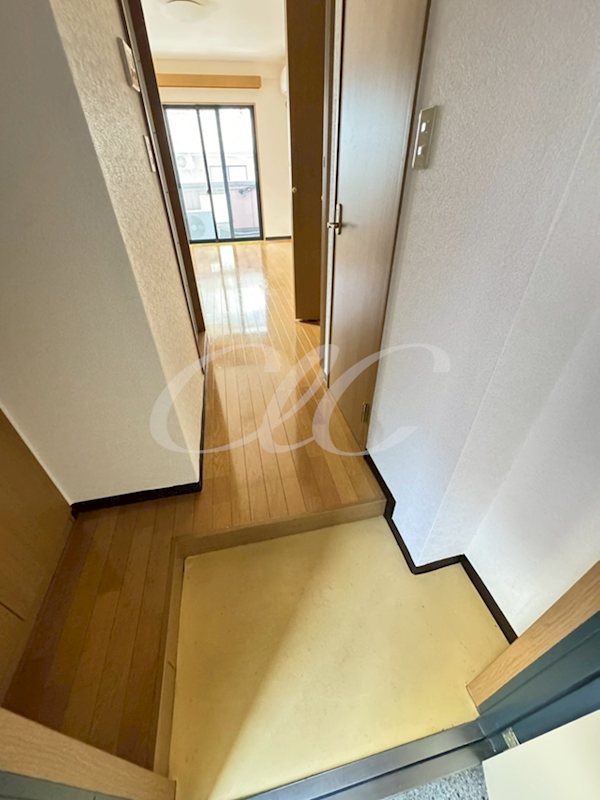 アルバティアラ 玄関