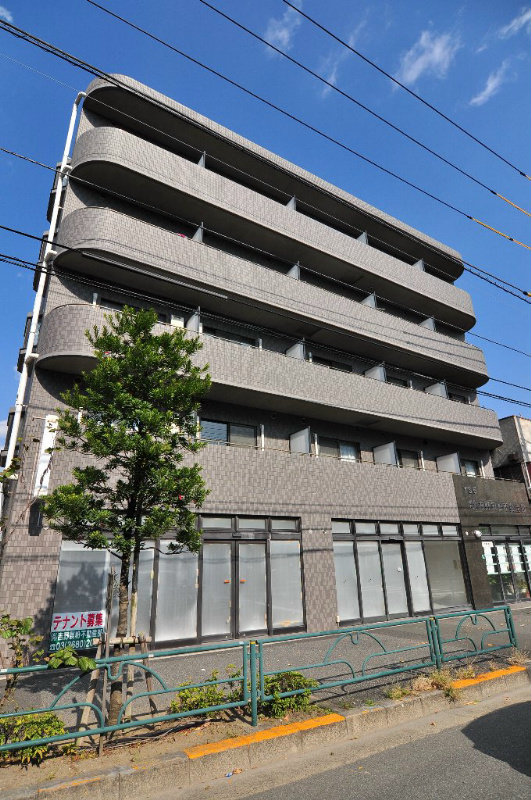 ＹＳ５ 外観