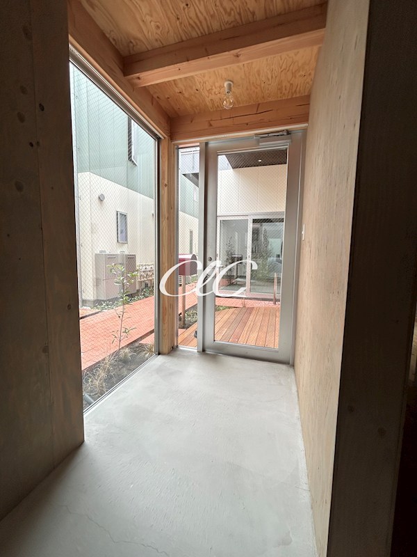 MAISON　K 玄関