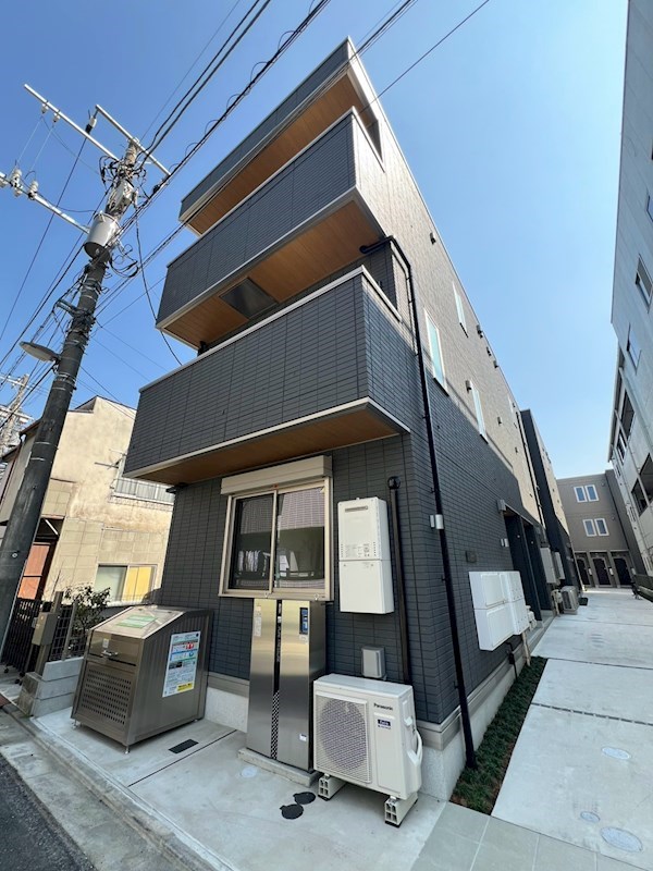 グラナーデ荒川 外観