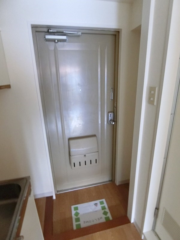 クリアメゾン王子神谷 玄関