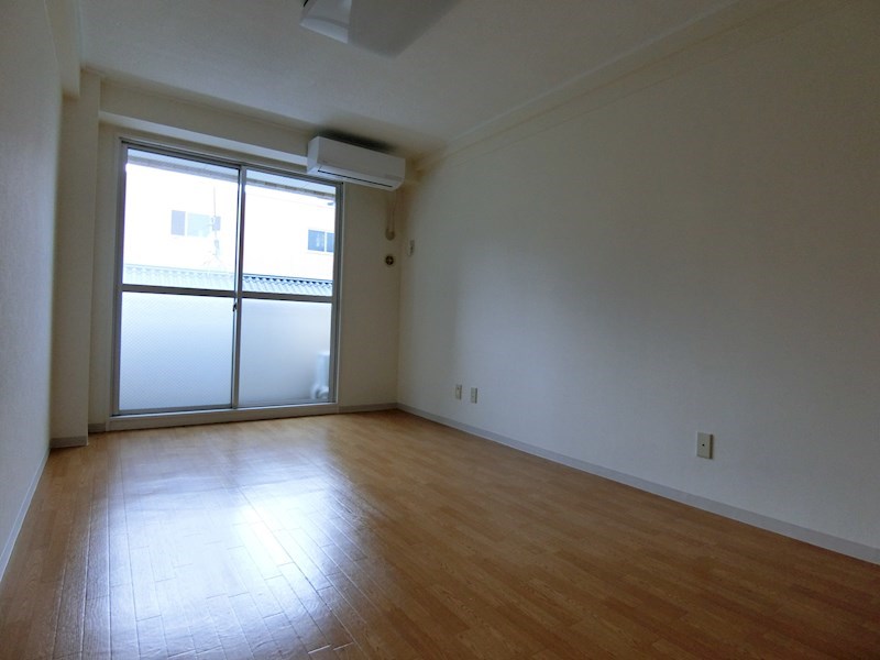 クリアメゾン王子神谷 リビング