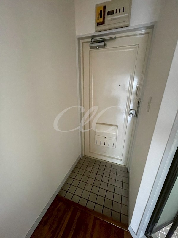 シャトレー山崎 玄関