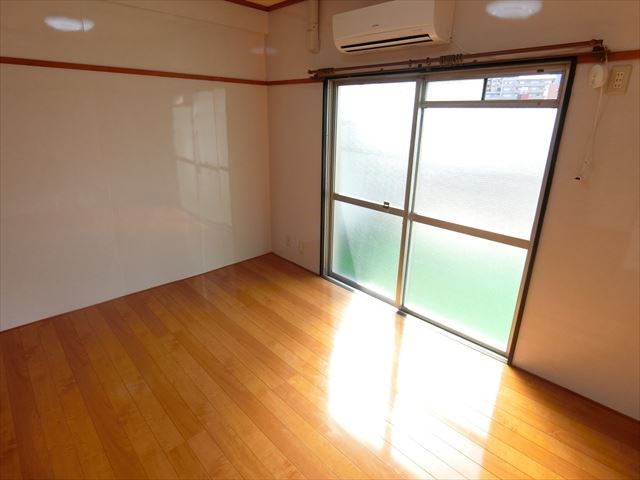 長岡マンション リビング