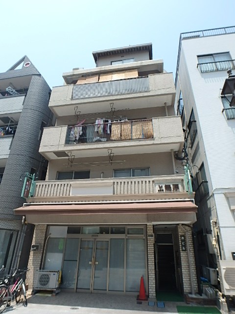 西ビル 外観