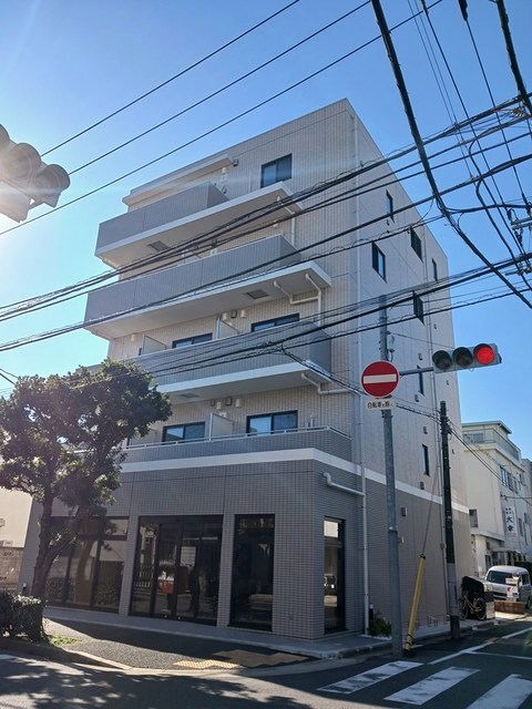 アドア・メディテレーニアン 外観