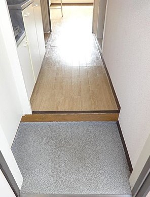 コート東十条  玄関