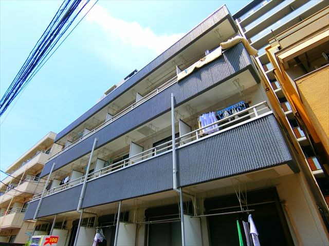 マンションアベニュー 305号室 外観