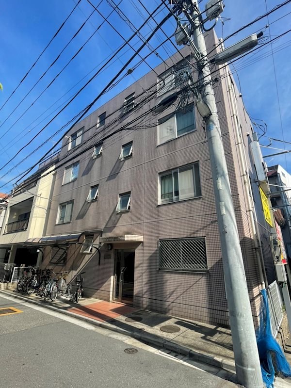AKテラス 外観