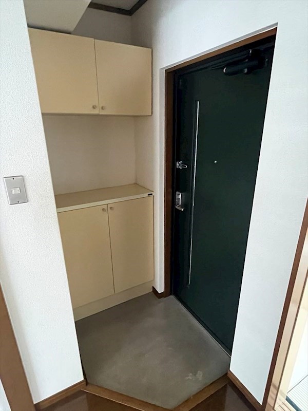 AKテラス 玄関