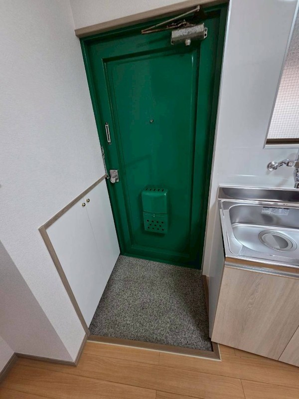 コーポラスオーヌマ  玄関