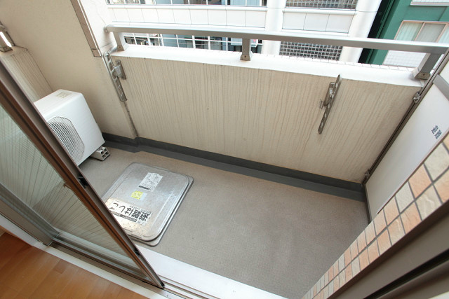 カスタリア新富町Ⅲ ベランダ