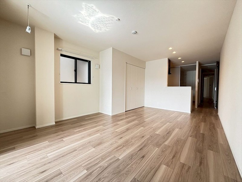 レガリア リビング