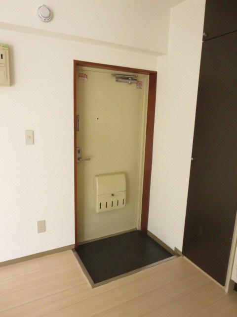 コーポ岩永 玄関