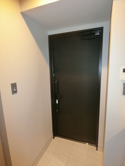 TRACK八丁堀 玄関