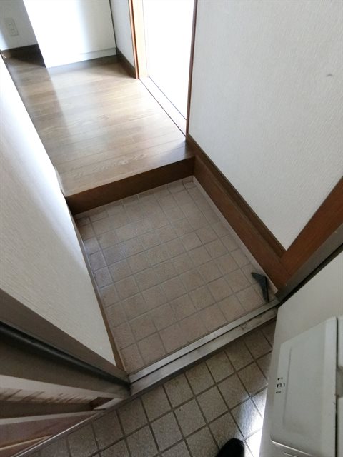 コーポ三村 玄関