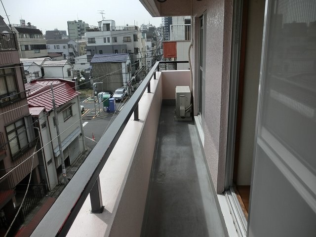 小高ビル ベランダ