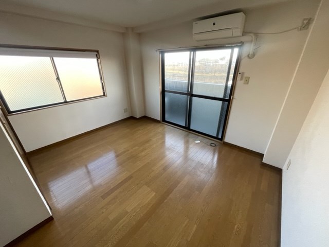 佐久間ビル ベッドルーム