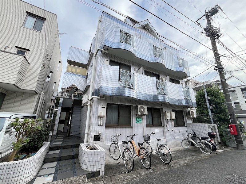 カワベ328  304号室 外観