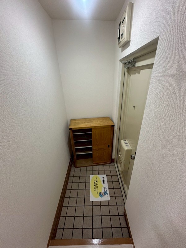 ハイツ高橋 玄関