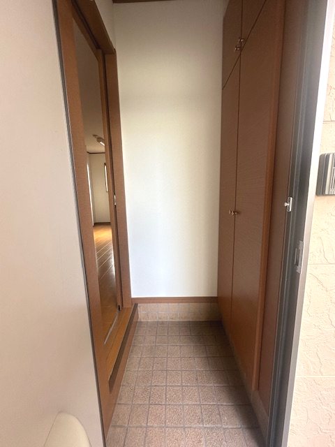 ボヌールアカネ  玄関