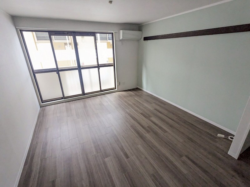 ＡＳＡＨＩハイツＢ棟 リビング