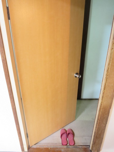 共和荘 玄関