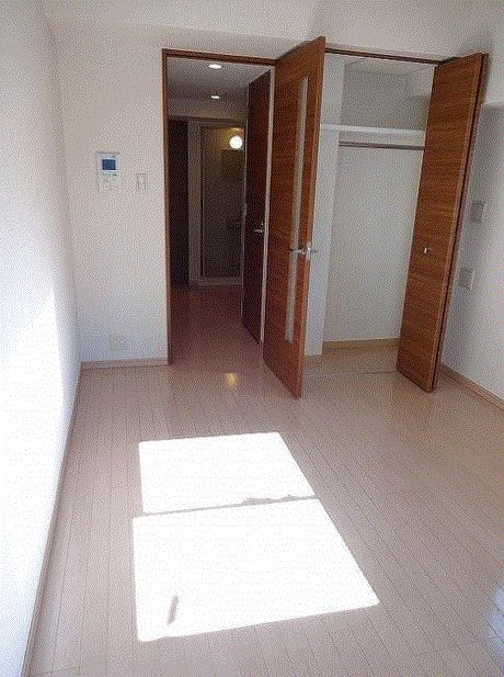 プレール・ドゥーク西大島駅前  ベッドルーム