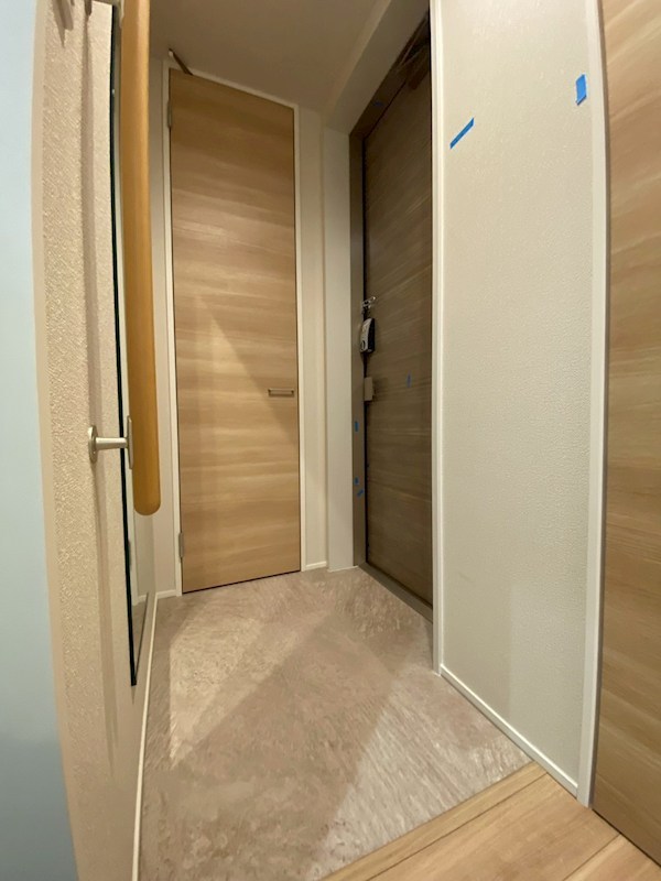 リノグレイス北葛西 玄関