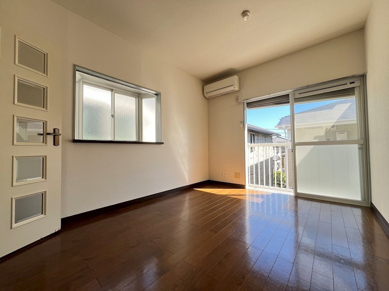 ネオハイム五番館 リビング