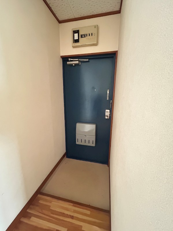 三恵マンション 玄関