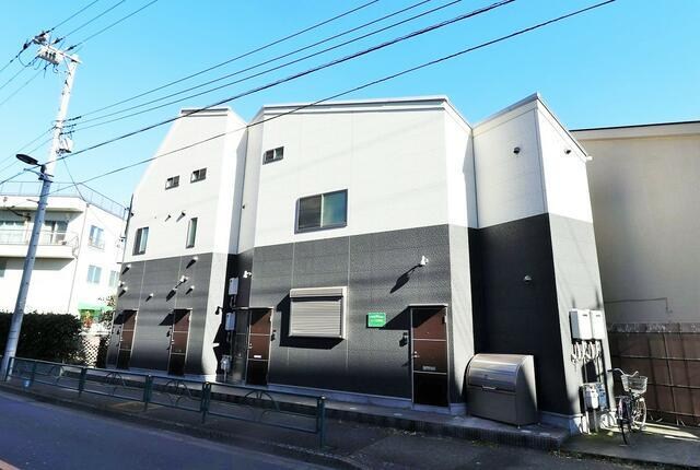 カーサ菖蒲園 外観