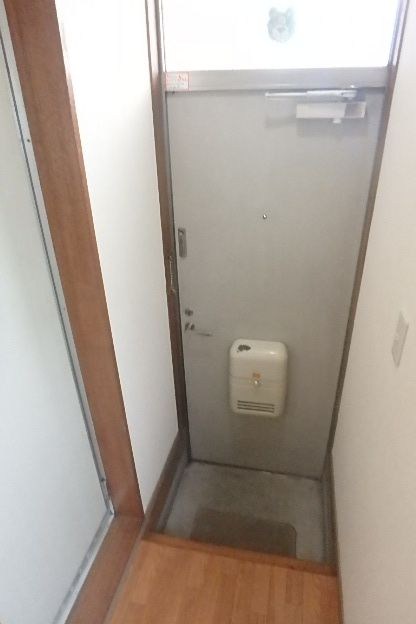 恒陽ハイツ 玄関