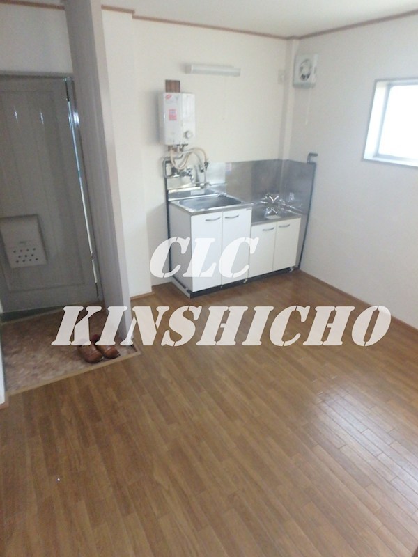 つるやビル リビング