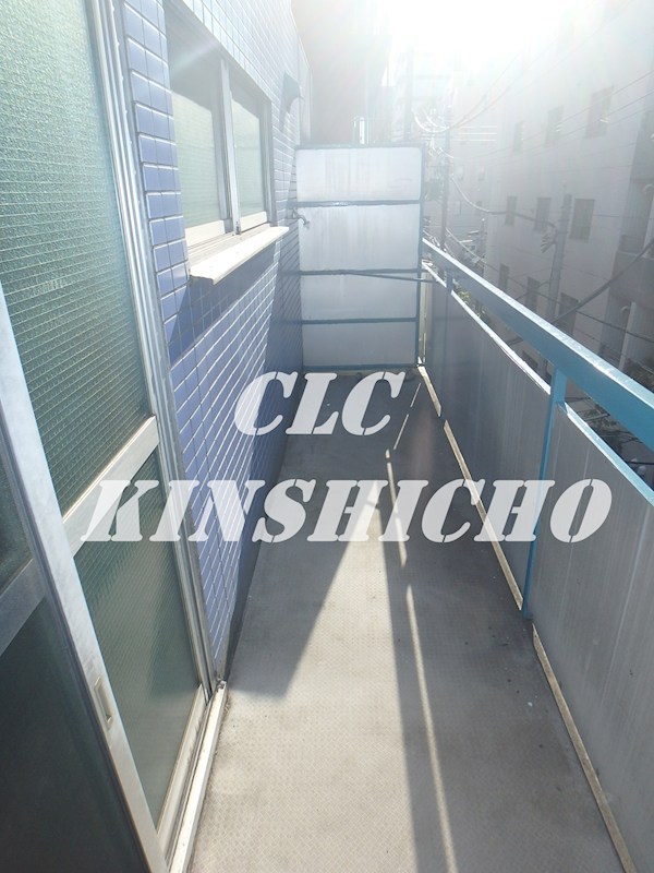 つるやビル ベランダ