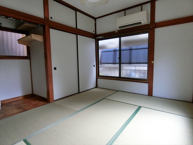 静和荘　西 リビング