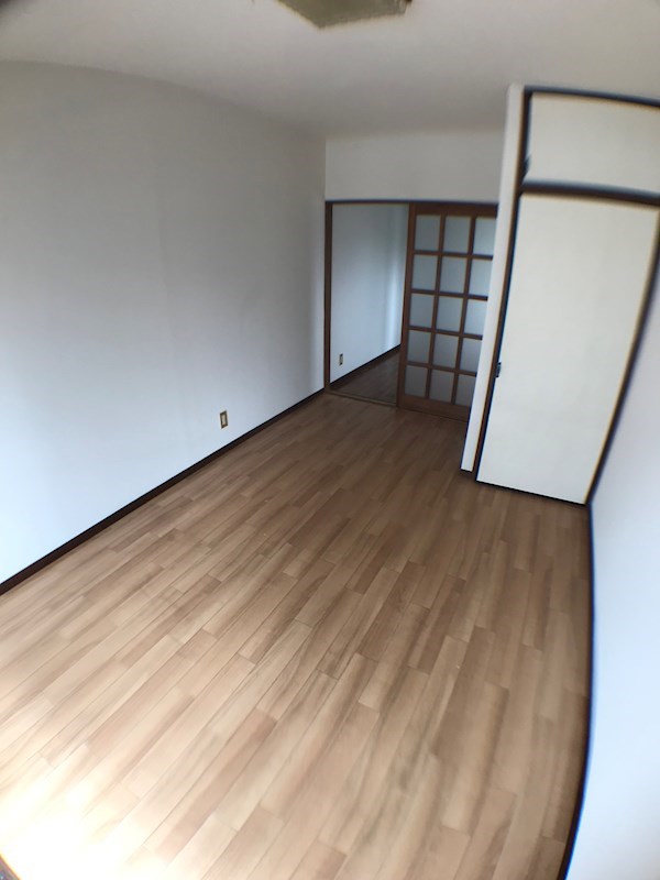 狸家ビル  ベッドルーム