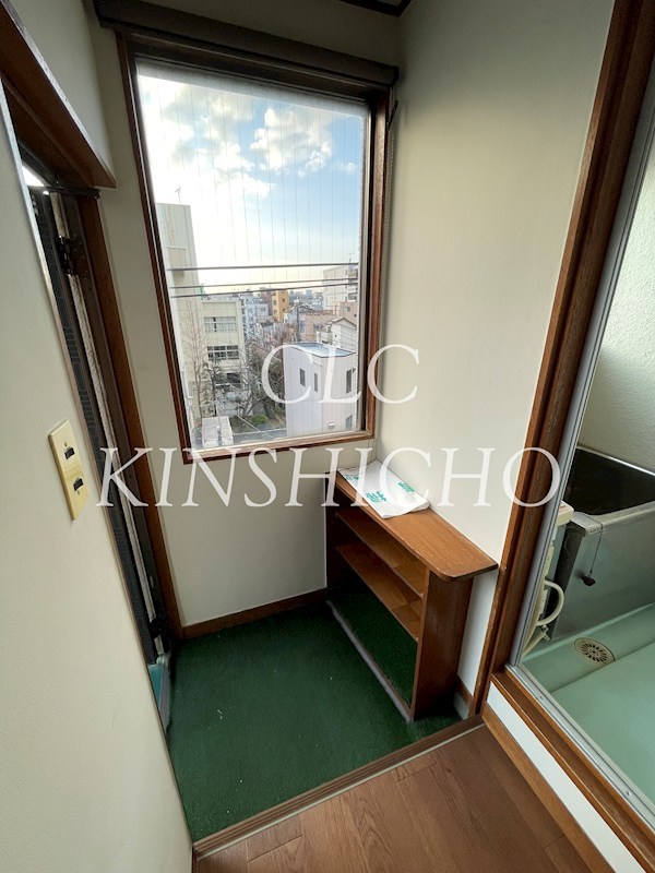 モリムラビル 玄関