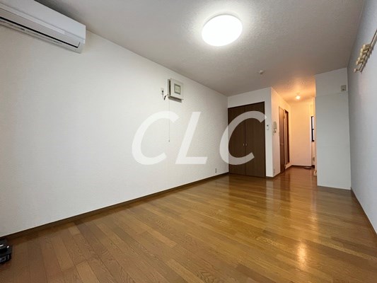 司ハイツ リビング