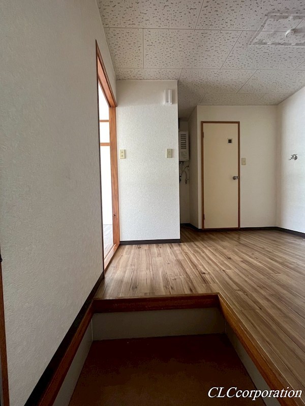 ビビットハイツ 玄関