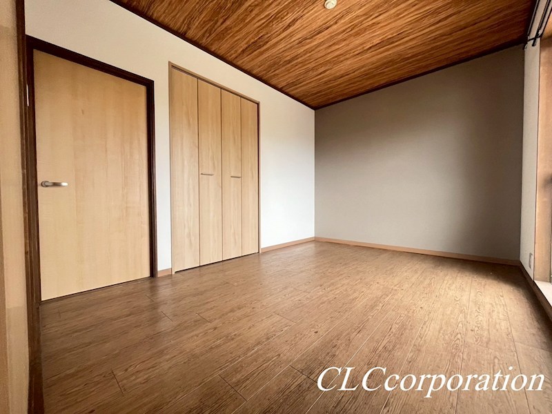 ウーテックコマツ ベッドルーム