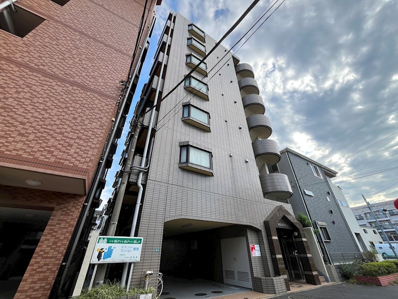 第10頼長ビル 701号室 外観