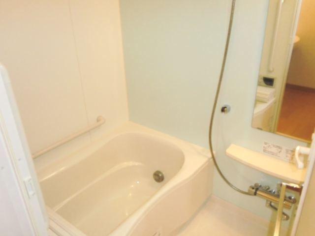 ロイヤルパークスシーサー南千住  風呂画像