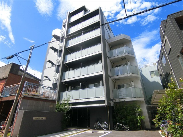 Ｌ’ＡＶＥＮＩＲ町屋　（ラヴェニールマチヤ） 外観